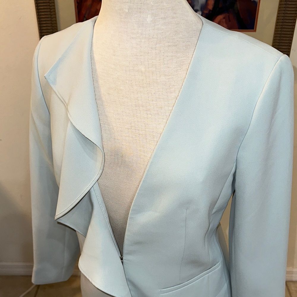 Talbots Elegant Light Blue Ruffle Women's Blazer Size 2 - Picture 3 of 11